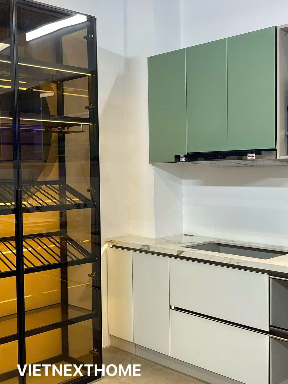 	Gỗ nhựa than tre mặt nhựa Acrylic siêu bóng màu xanh ngọc lên sản phẩm