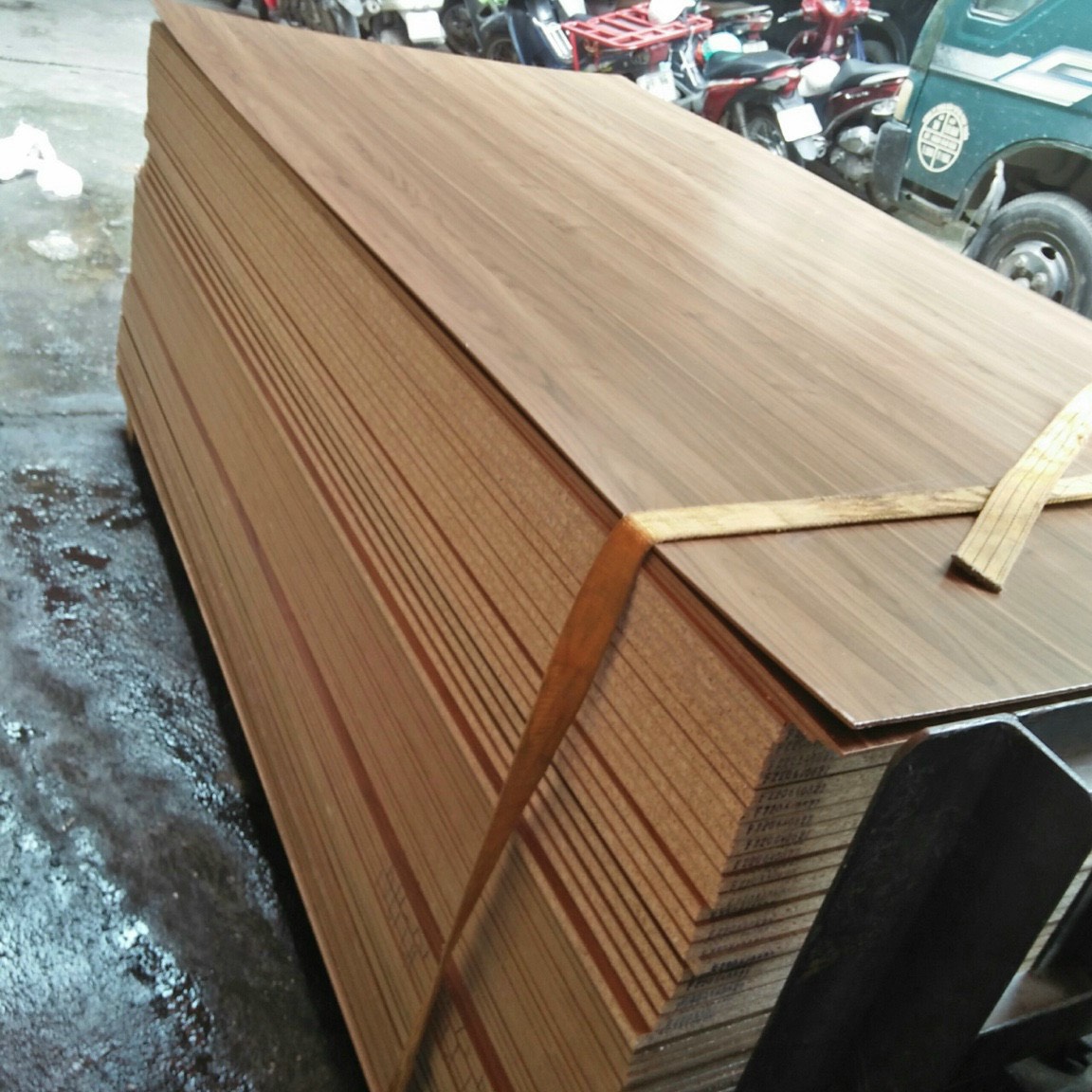 Công Ty TNHH Đầu Tư Và Phát Triển Gỗ Việt
