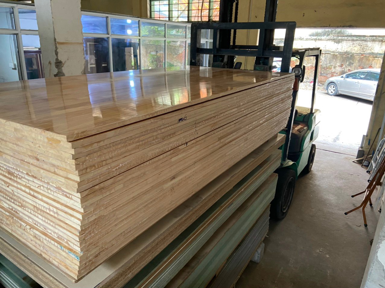 Công Ty TNHH Đầu Tư Và Phát Triển Gỗ Việt